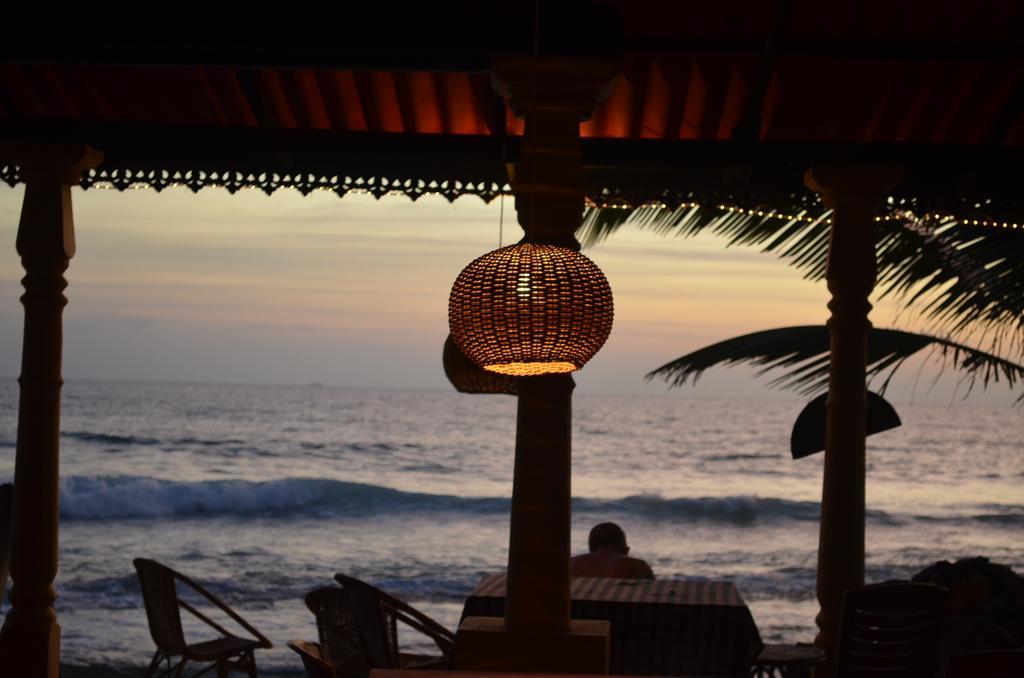 Hotel Paradiso Хиккадува Экстерьер фото