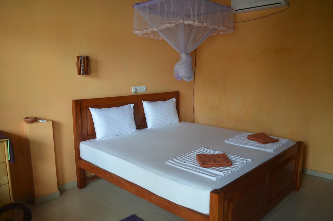 Hotel Paradiso Хиккадува Экстерьер фото